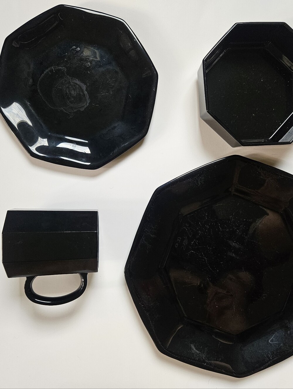 32 Arcoroc Black Octagonal Tempered Glass Dishes. 8 Piece Setting
